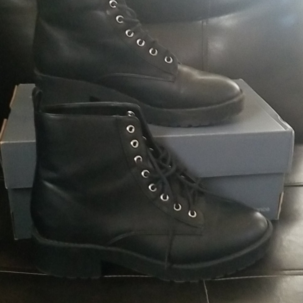 Black Boots